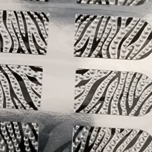 Dashing Diva Design FX Nail Appliques 4 pack the ultimate in nail fashion - Picture 8 of 9